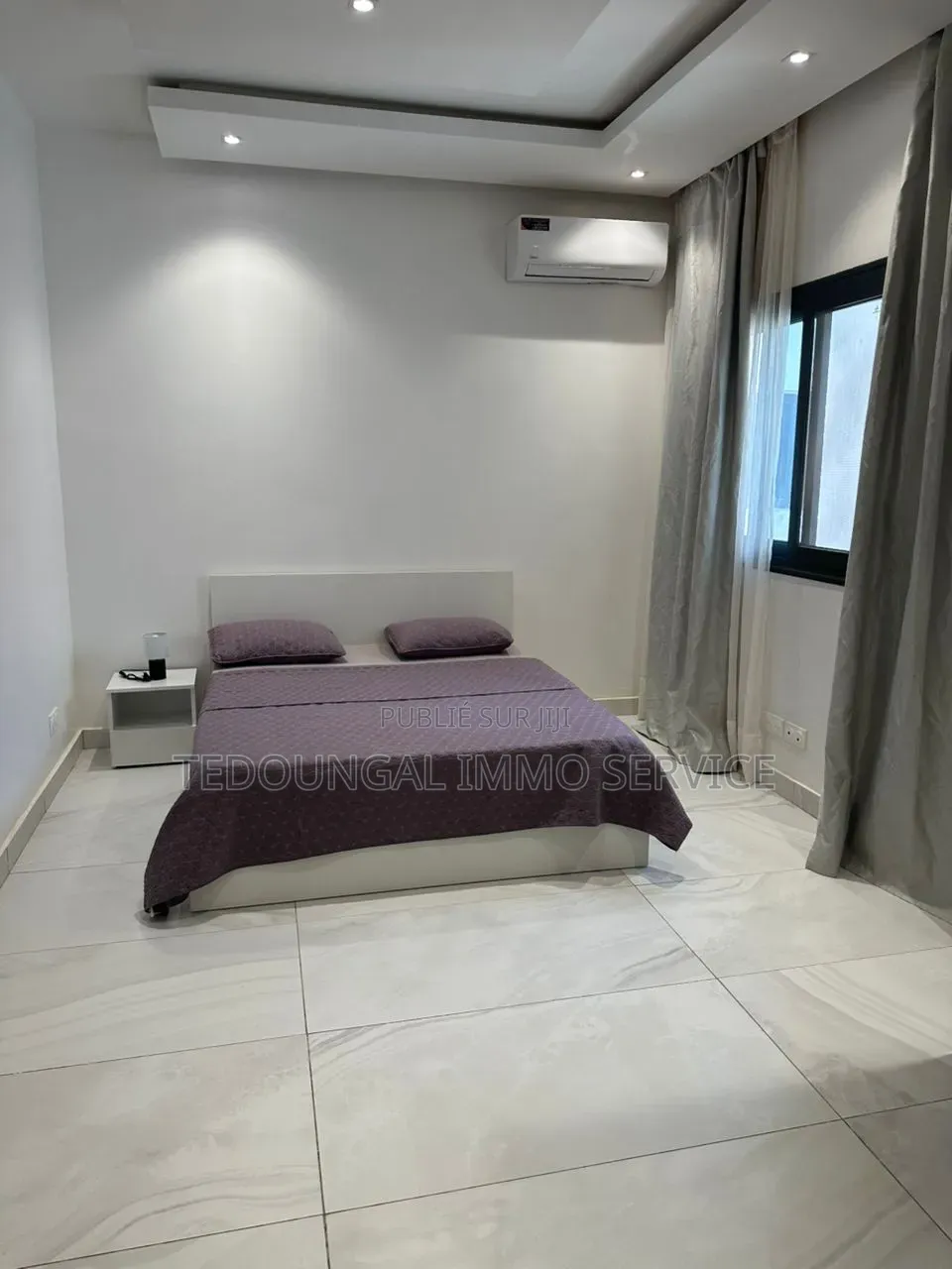 Meublé 3chbre Appartement dans Almadies à Louer