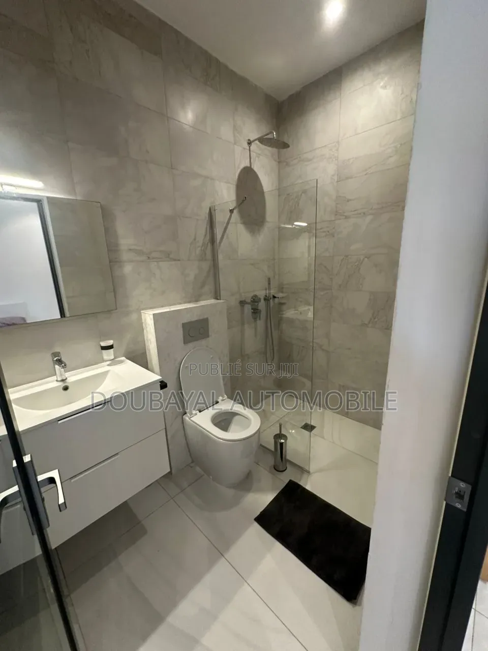Meublé 3chbre Appartement dans Meuble Almadis, Almadies à Louer