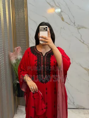 Tunique Marocaines Très Classe Et Élégante