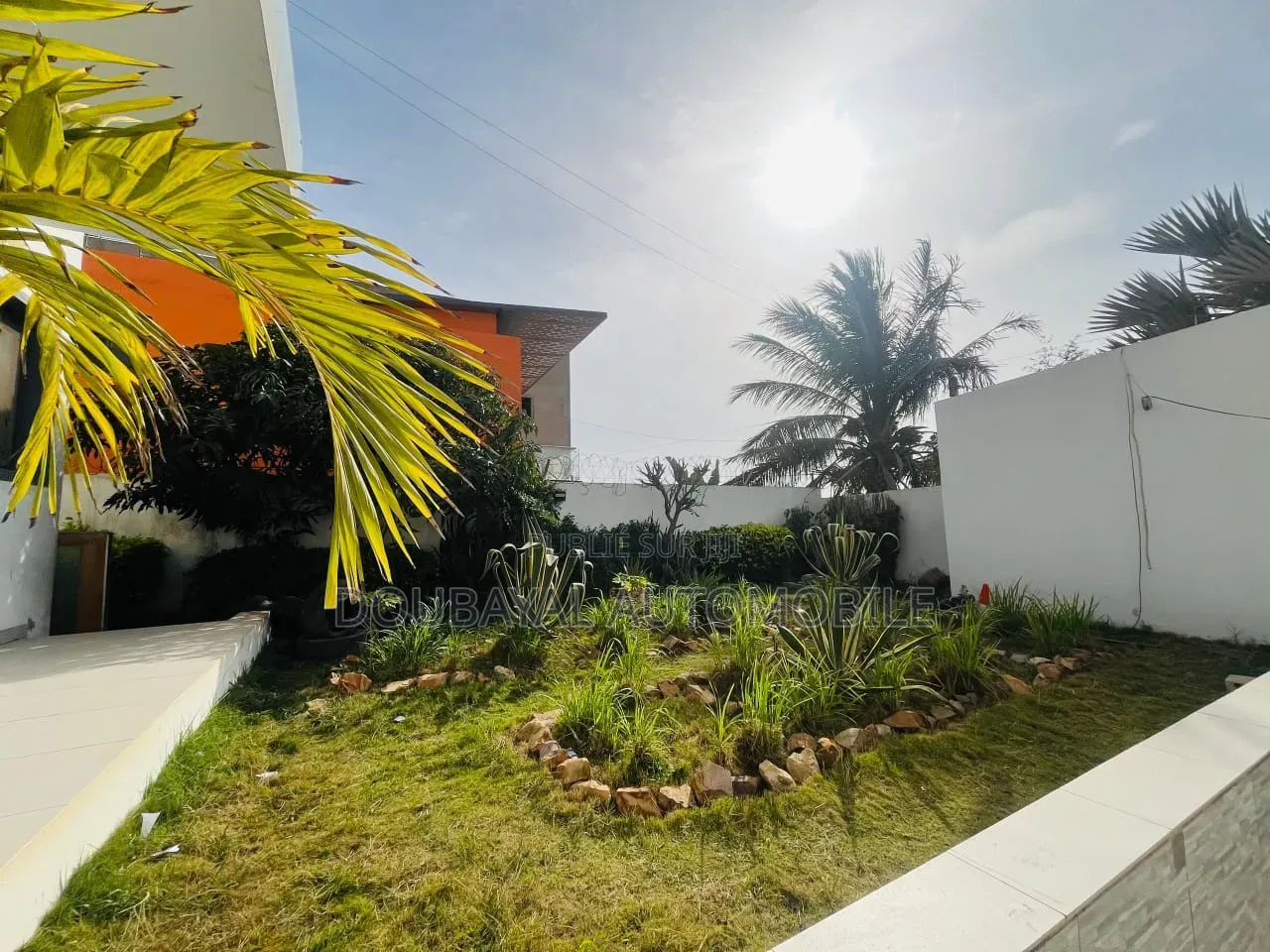 6chbre Villa dans Villa À Louer, Almadies à Louer