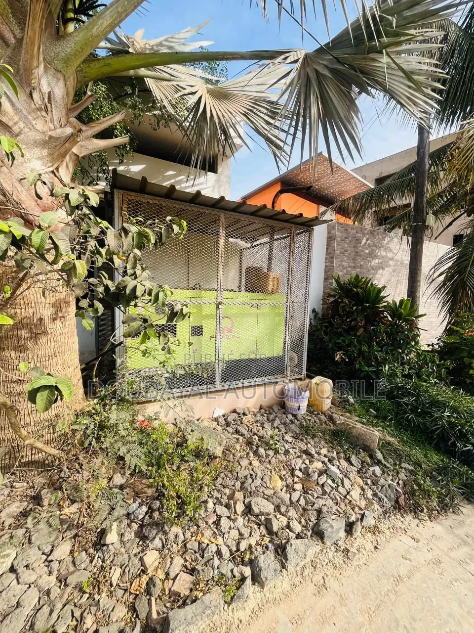 6chbre Villa dans Villa À Louer, Almadies à Louer