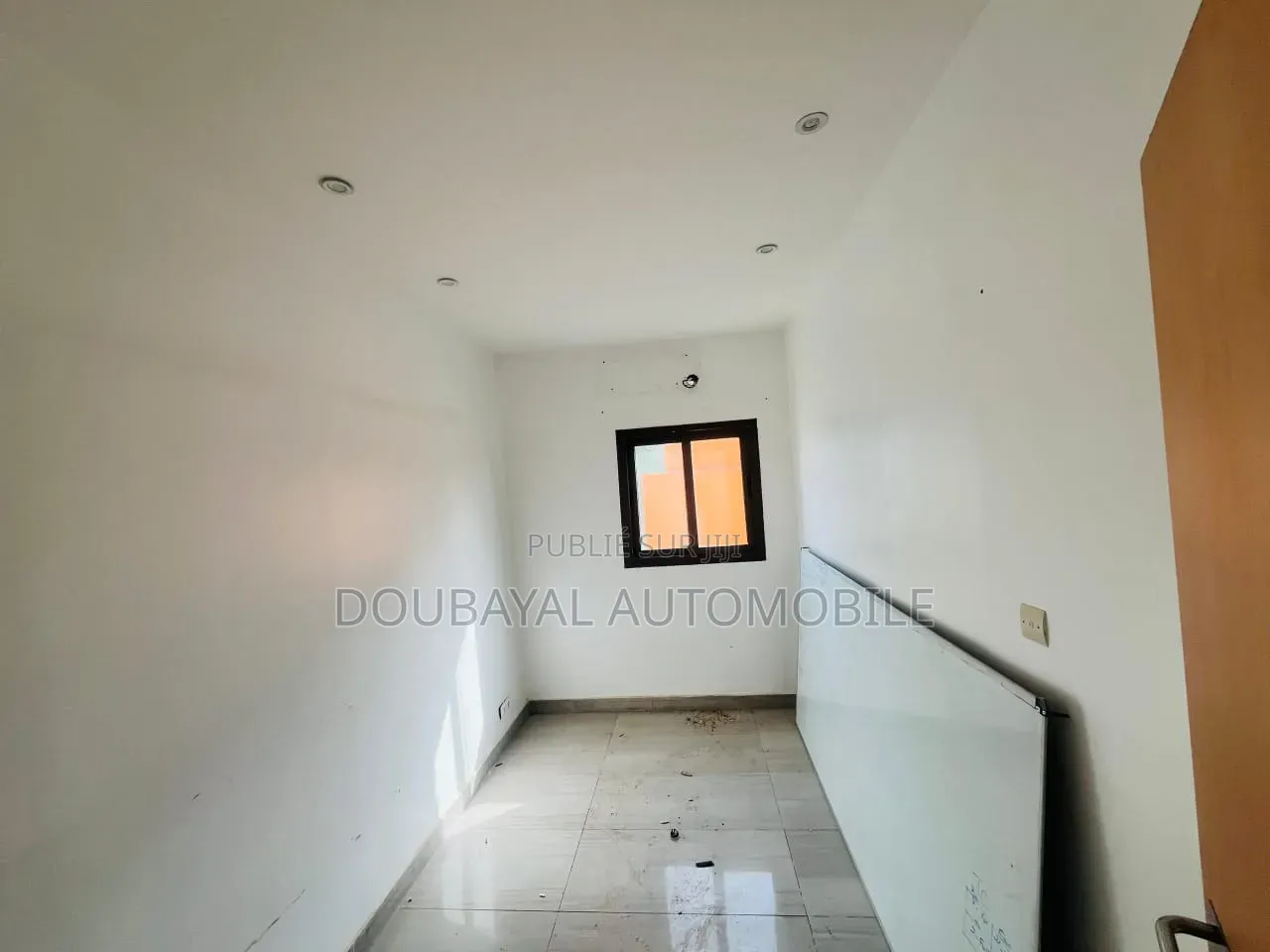 6chbre Villa dans Villa À Louer, Almadies à Louer