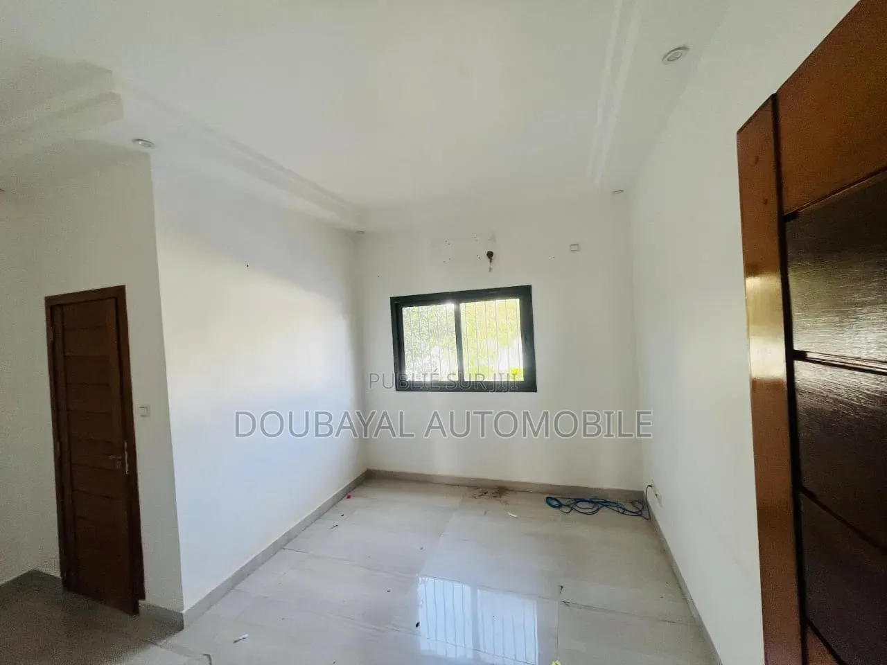 6chbre Villa dans Villa À Louer, Almadies à Louer
