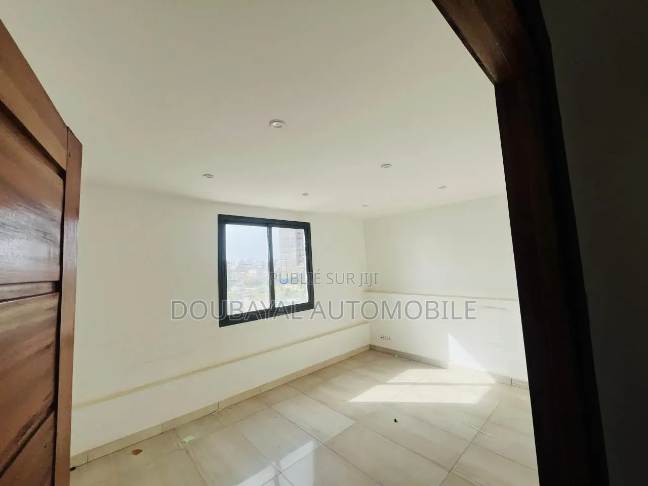 6chbre Villa dans Villa À Louer, Almadies à Louer