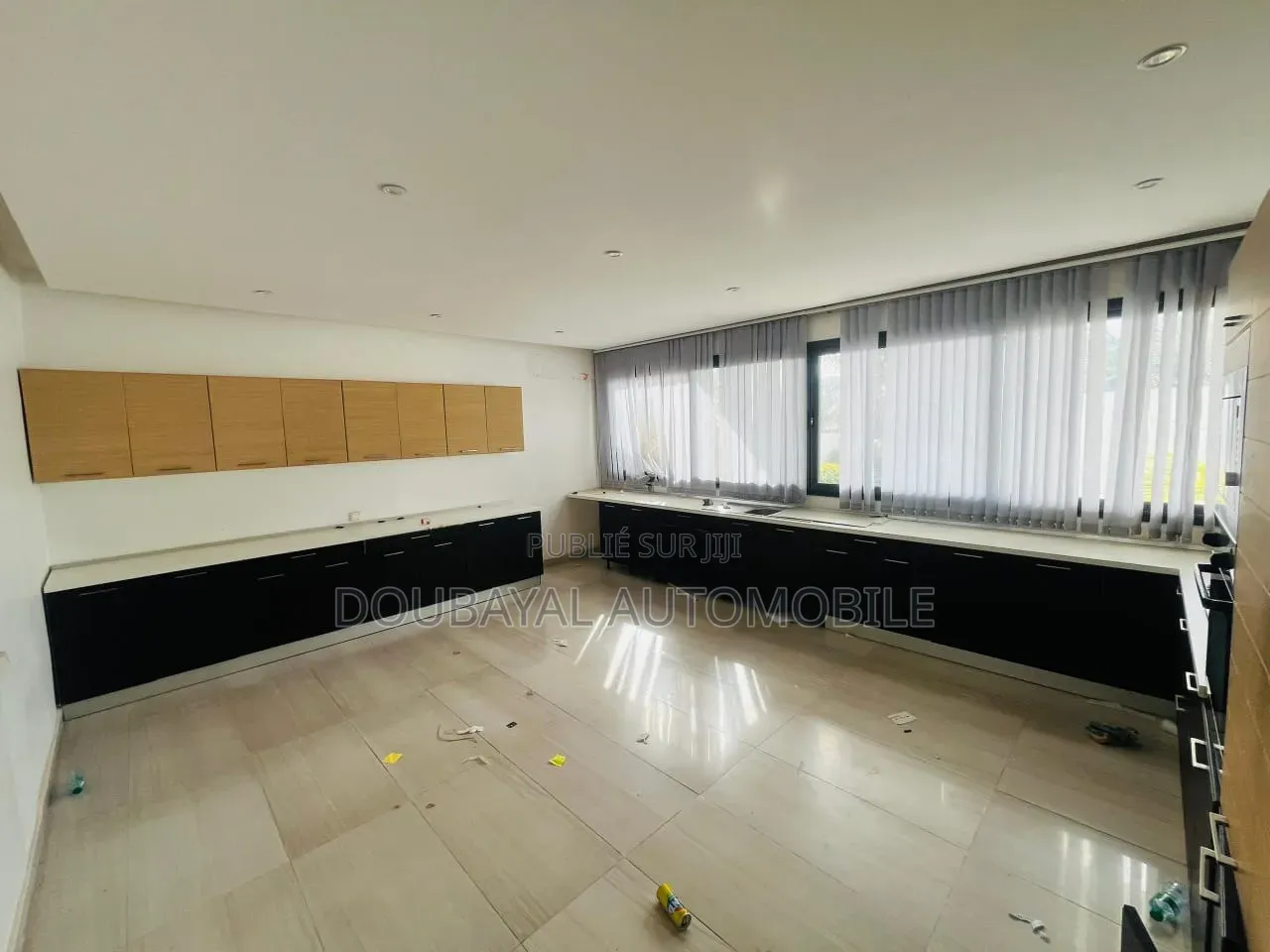 6chbre Villa dans Villa À Louer, Almadies à Louer