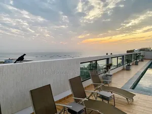 3chbre Appartement dans Oukam Aparament À, Almadies à Louer