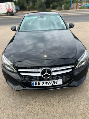 Mercedes-Benz C300 2016 Noir