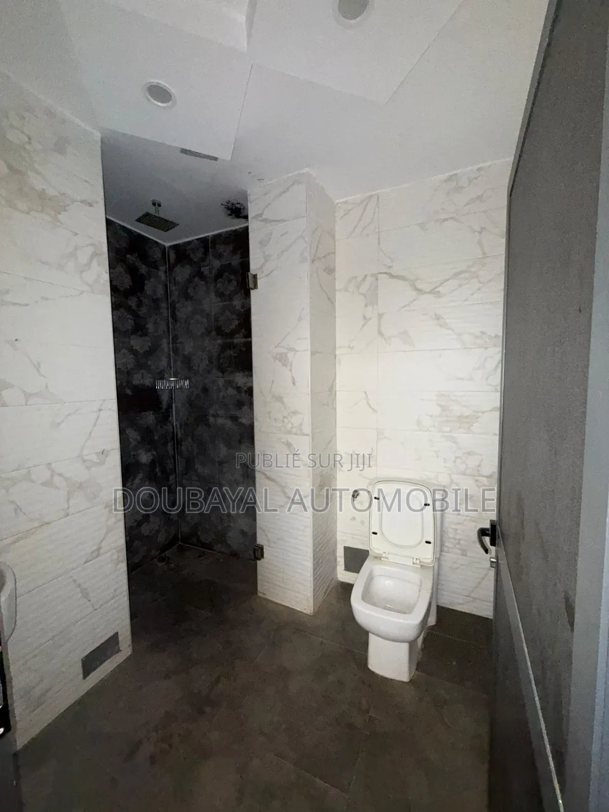 4chbre Villa dans Villa À Louer Vdn, Mermoz Sacré-Cœur à Louer