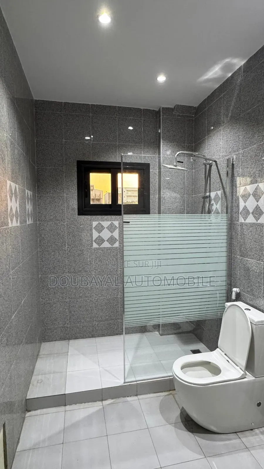 4chbre Villa dans Villa À Louer Vdn, Mermoz Sacré-Cœur à Louer
