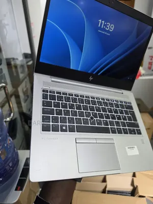 Nouveau HP EliteBook 735 G5 16GB AMD Ryzen 5 SSD 256GB