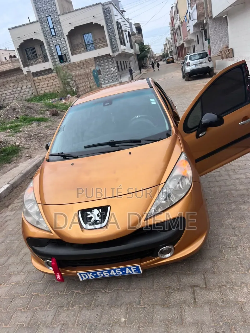 Peugeot 207 2011 Doré