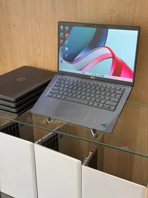 Nouveau Dell Latitude 7420 16GB Intel Core i7 SSD 512GB