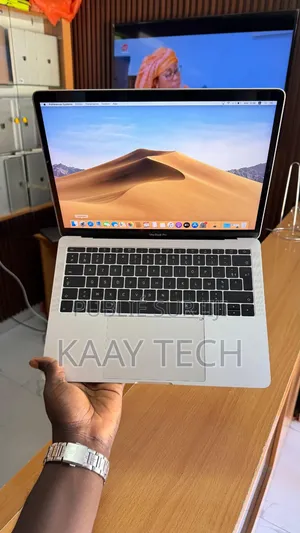Ordinateur portable Apple MacBook Pro 2017 16GB Intel Core i5 SSD 512GB