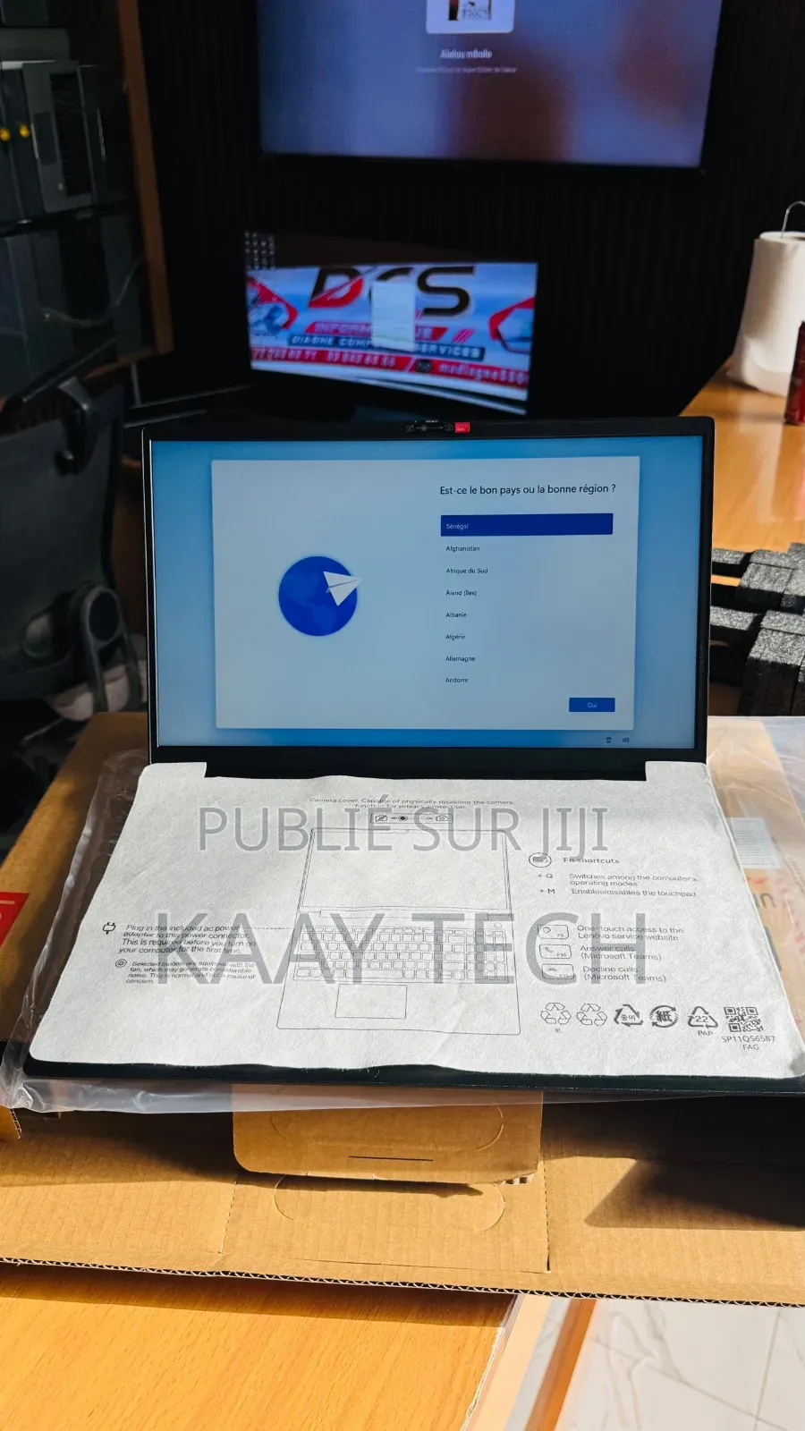 Nouveau Ordinateur portable Lenovo V15 G4 8GB AMD Ryzen 3 SSD 512GB