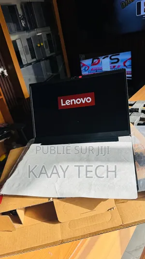 Nouveau Ordinateur portable Lenovo V15 G4 8GB AMD Ryzen 3 SSD 512GB