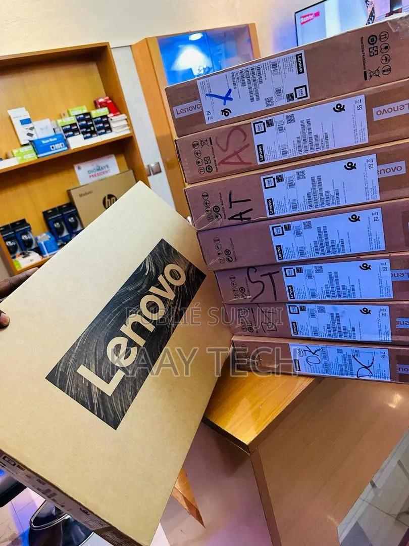Nouveau Ordinateur portable Lenovo V15-IIL 8GB Intel Celeron SSD 256GB