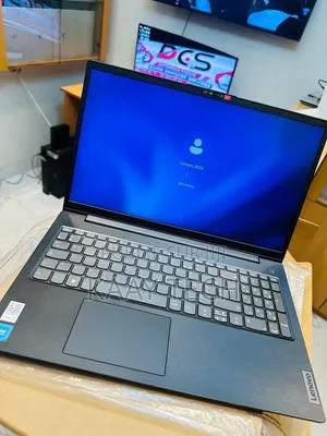 Nouveau Ordinateur portable Lenovo V15-IIL 8GB Intel Celeron SSD 256GB