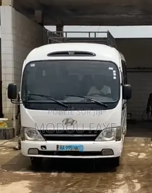 Hyundai County 2013 Blanc