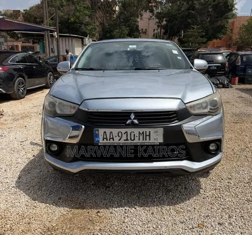 Mitsubishi RVR 2016 Gris
