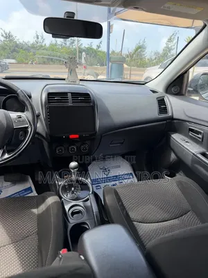 Mitsubishi RVR 2016 Gris