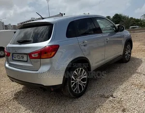 Mitsubishi RVR 2016 Gris
