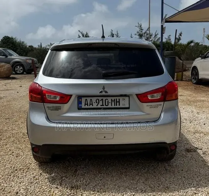 Mitsubishi RVR 2016 Gris