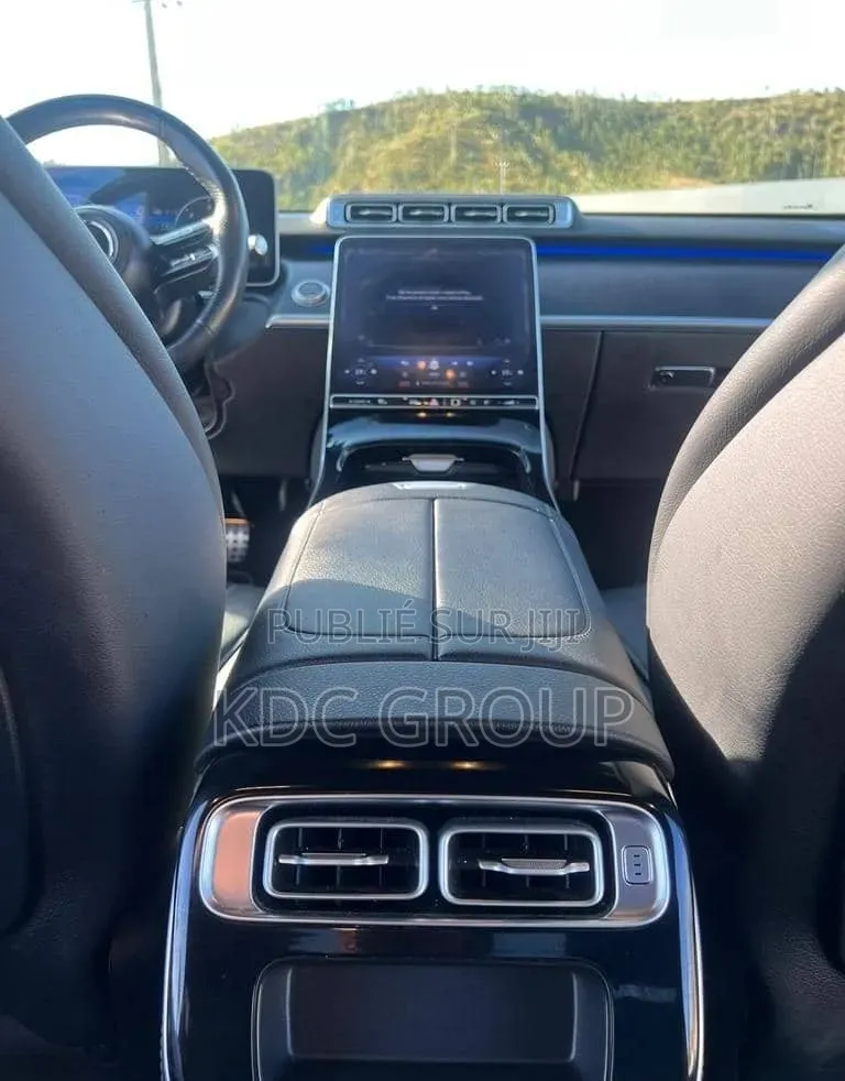 Mercedes-Benz S-Class 2024 Noir
