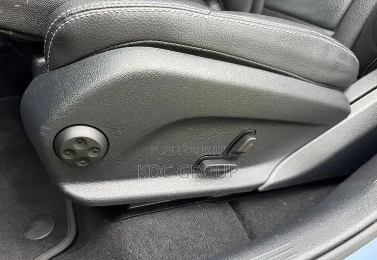 Mercedes-Benz GLC-Class 2021 Bleu