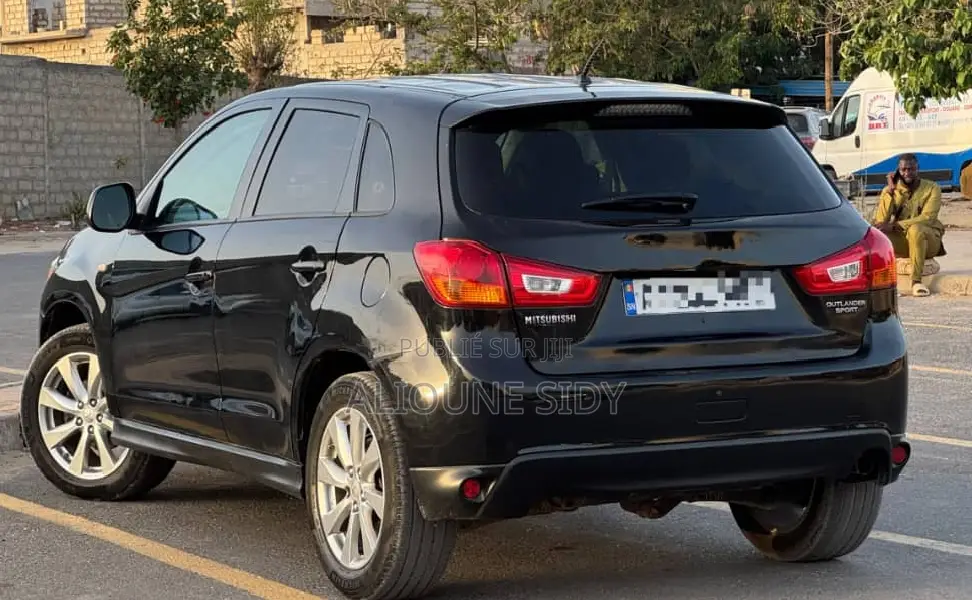 Mitsubishi RVR 2017 Noir