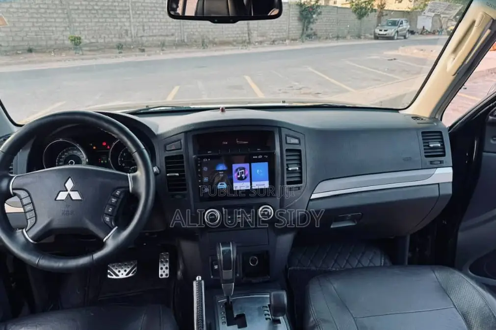 Mitsubishi RVR 2017 Noir
