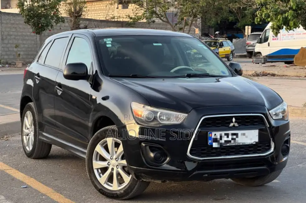 Mitsubishi RVR 2017 Noir