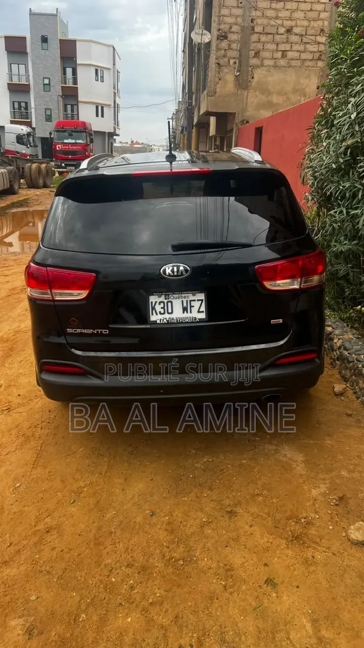 Kia Sorento 4dr SUV 2016 Noir