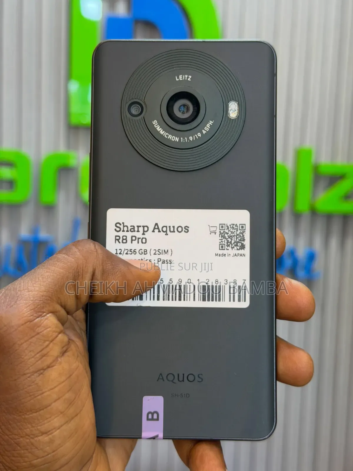 Nouveau Sharp Aquos R8s pro 256 GB Autre