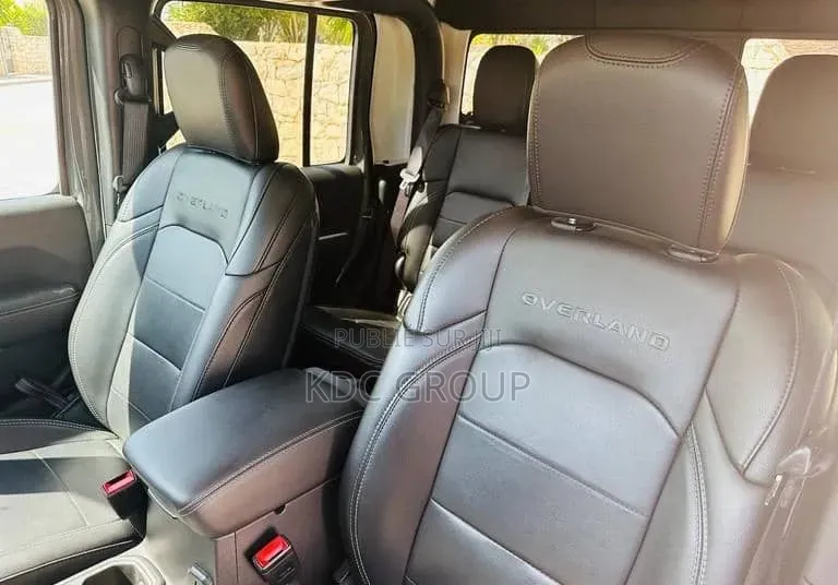 Jeep Gladiator 2021 Gris