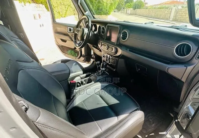 Jeep Gladiator 2021 Gris