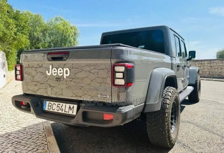 Jeep Gladiator 2021 Gris