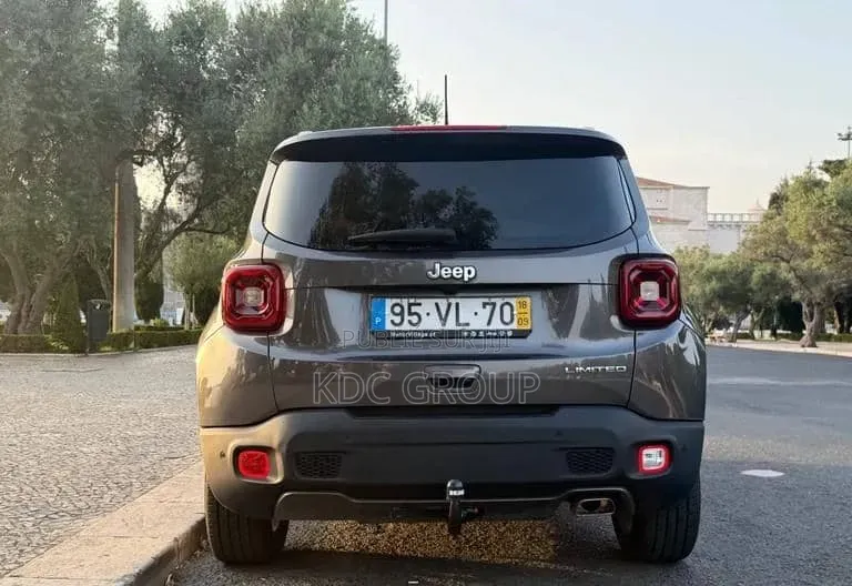 Jeep Renegade 2018 Gris