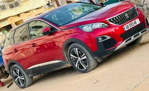Peugeot 3008 2018 Rouge