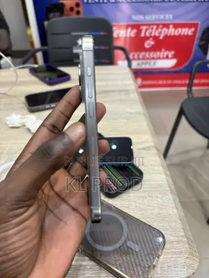Nouveau Apple iPhone 15 Pro 256 GB Gris
