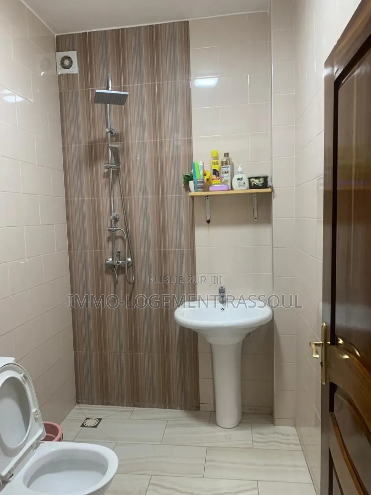 3chbre Appartement dans , Mermoz Sacré-Cœur à Louer