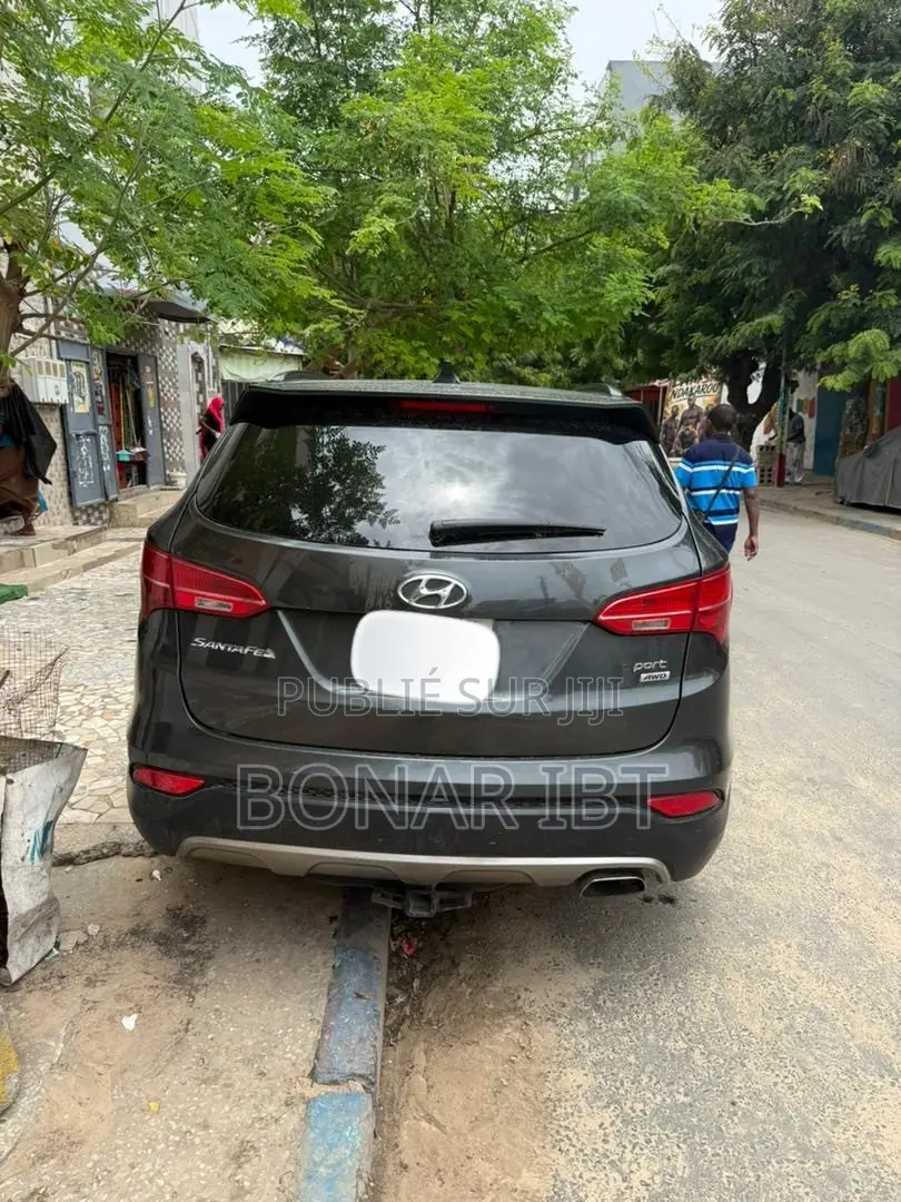 Hyundai Santa Fe 2015 Gris