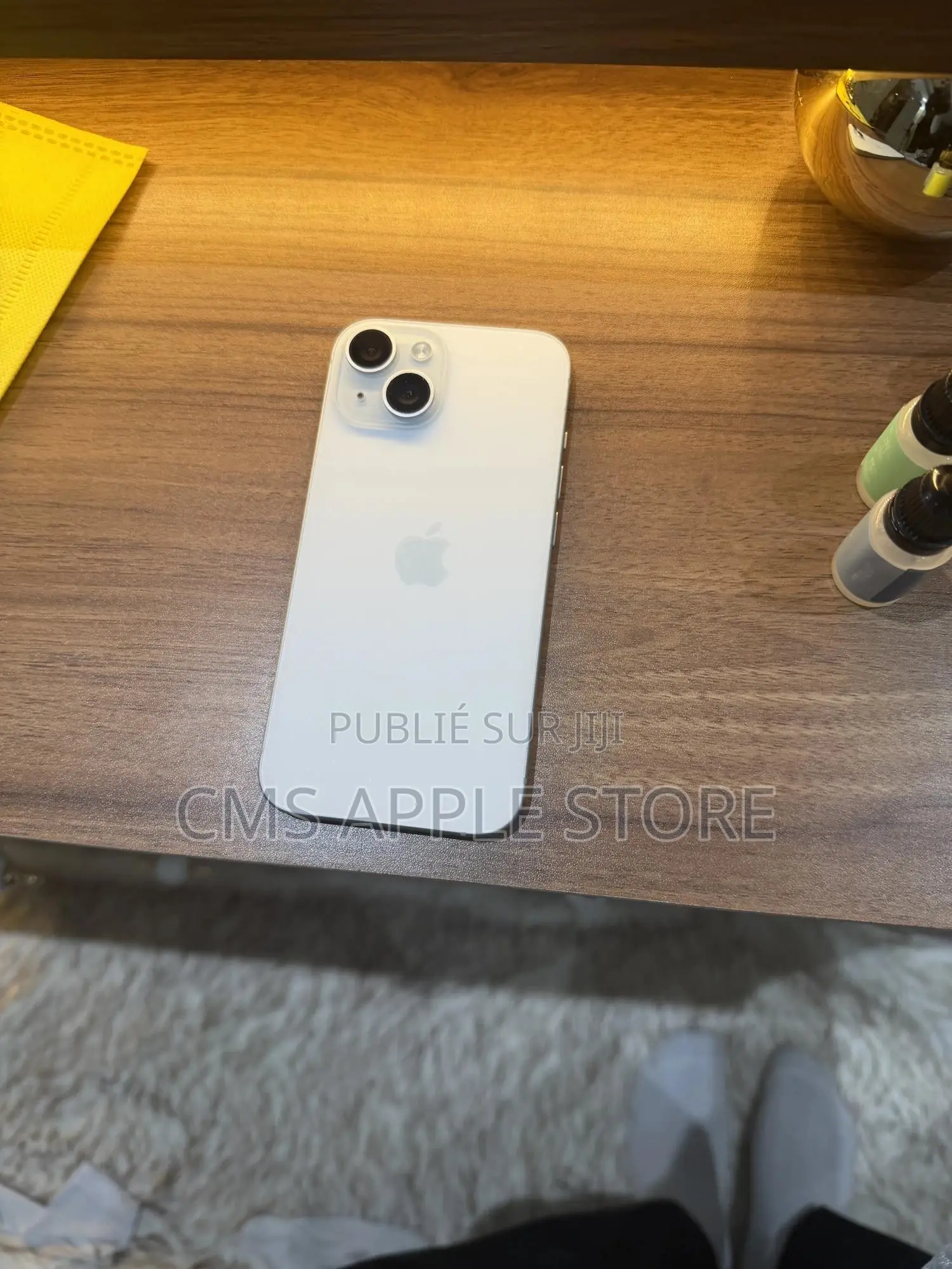 Apple iPhone 15 128 GB Bleu
