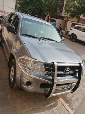 Toyota Hilux 2011 Gris