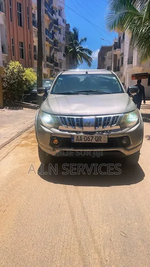 Mitsubishi L200 2016 Marron