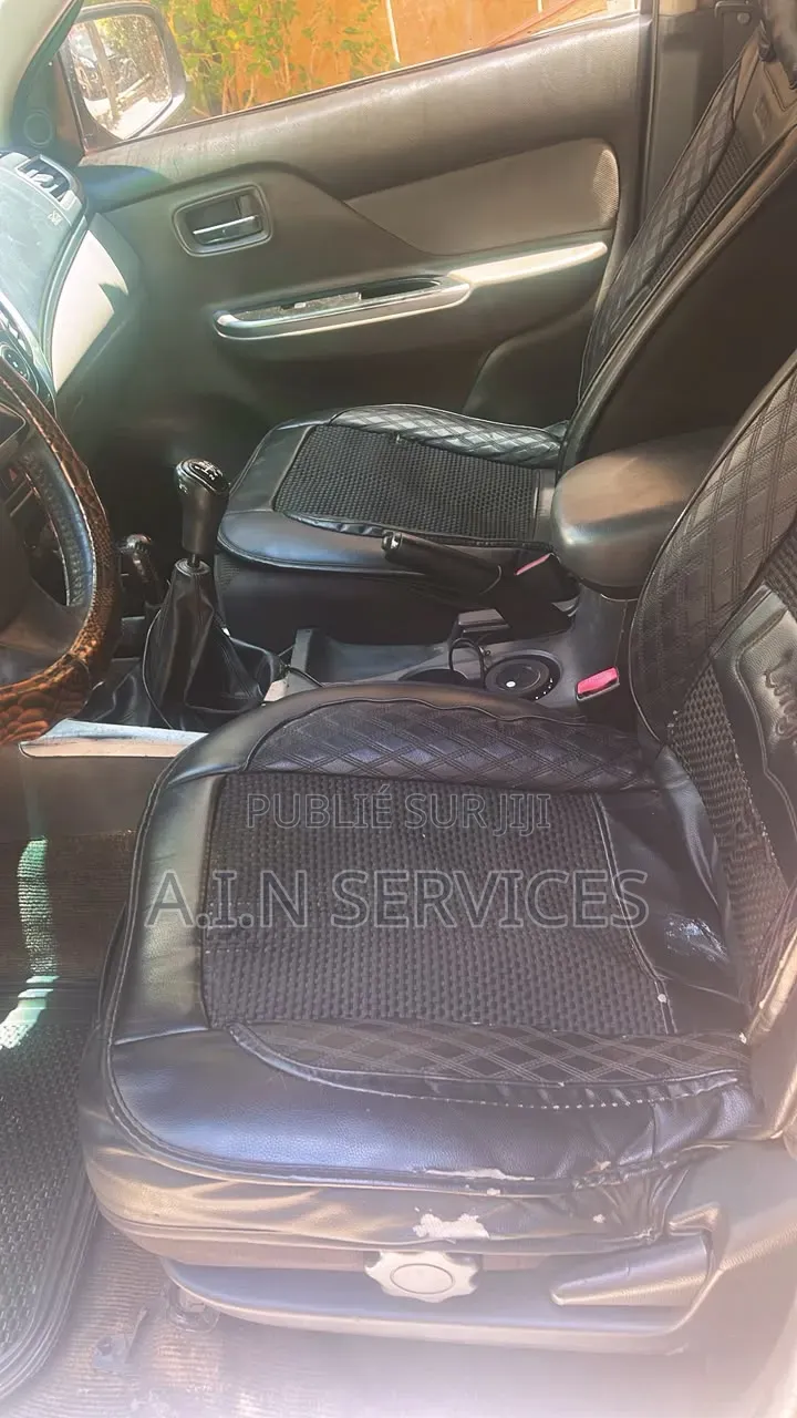 Mitsubishi L200 2016 Marron