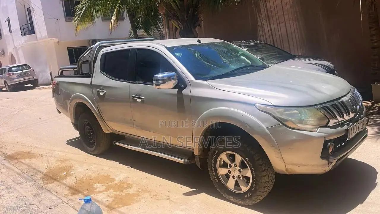 Mitsubishi L200 2016 Marron