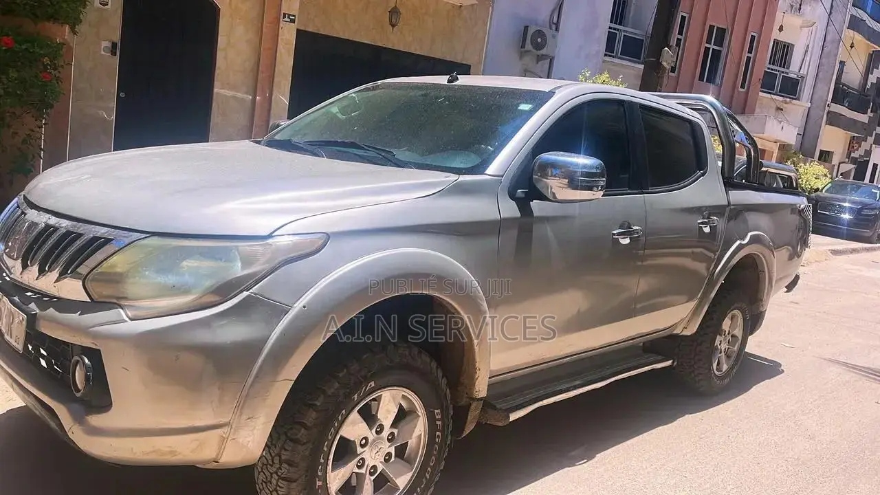 Mitsubishi L200 2016 Marron