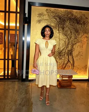 Robe Midi Chic – Style Côtelé & Vintage