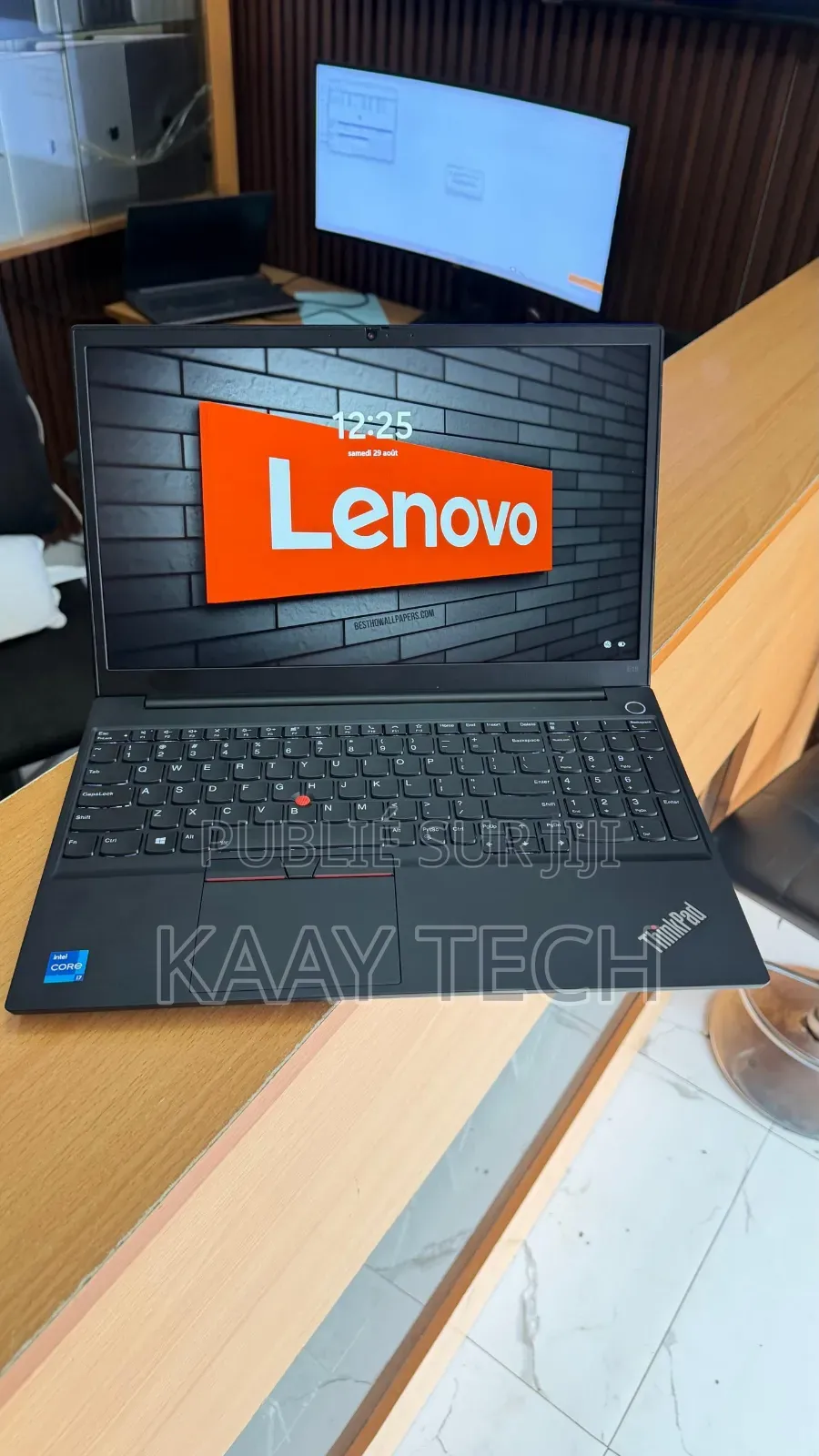 Nouveau Lenovo ThinkPad E15 16GB Intel Core i7 SSD 512GB