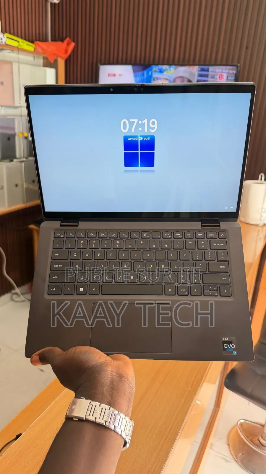 Nouveau Dell Latitude 7430 16GB Intel Core i7 SSD 512GB